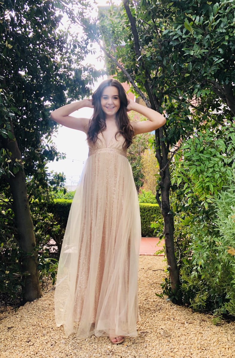 MissAvaBianchi's tweet photo. The BEST #promdresses are at https://t.co/EE9liHL5G8 #promgirlxo #pgonme #pgqueen #promseason 💕 https://t.co/7b8HmOlp0w