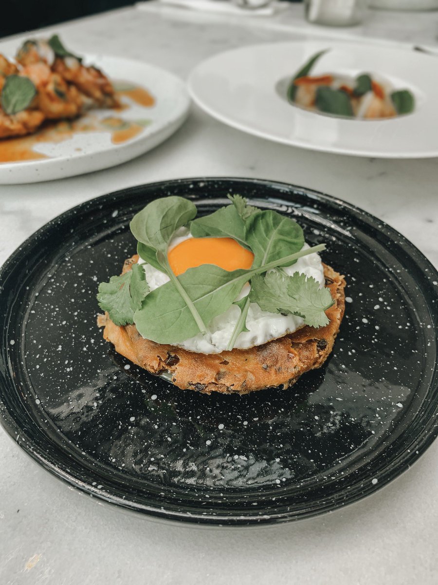 3sanbkk's tweet photo. Start the day with scallion pancake,sunny side egg,mixed green salad at SAN Sukhumvit51
For reservation: 062-909-2404
#3san #3sanbkk
#foodporn #foodphotography #yummy #foodie #foodphoto 
#brunch #dinner #sukhumvit https://t.co/T02274BbII