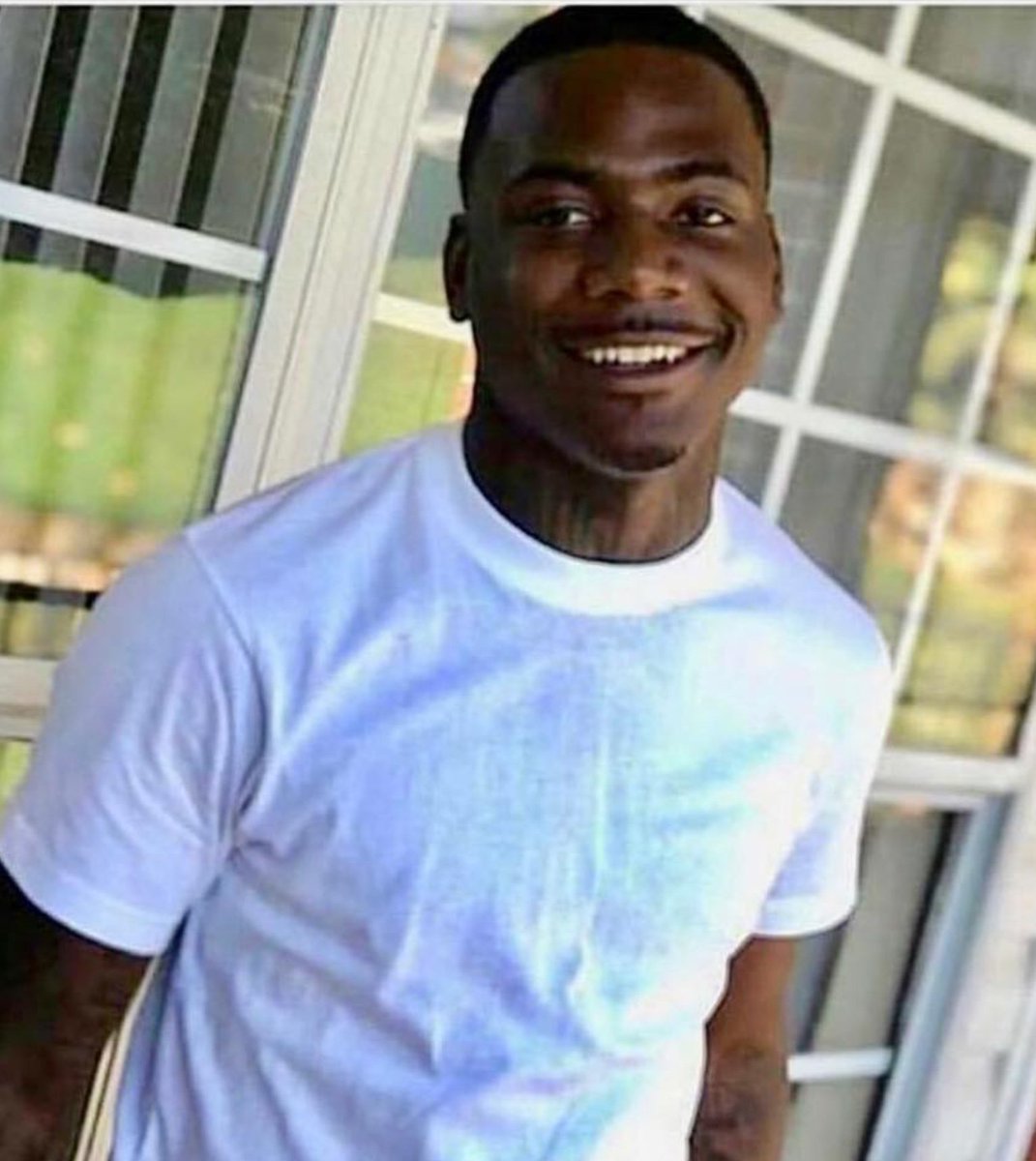 PTDunne's tweet photo. Never forget:
#Trayvon Martin
#Mike Brown
#Eric Garner
#Philando Castile
#Tamir Rice
#Sandra Bland
#Walter Scott
#Stephon Clark
#Freddie Gray
#Samuel Dubose
#Laquan McDonald
#Terence Crutcher
#Alton B. sterling
#Antwon Rose, Jr.
#Botham Shem Jean
#Jonathan Ferrell
#Jimmy Atchison https://t.co/5vc798RWWb