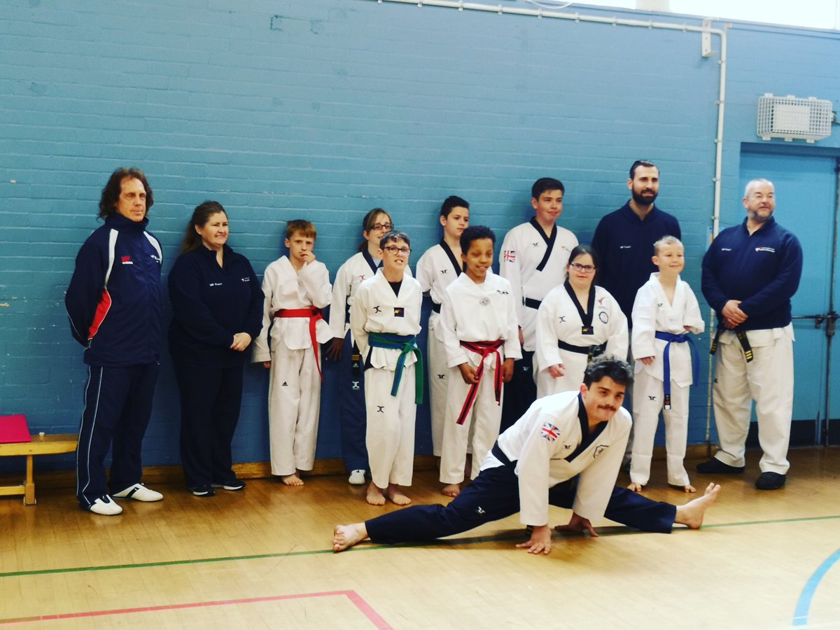 Tyler_Taekwondo's tweet photo. Myself & my GB para Poomsae Team mates after training Sunday. All worked hard. Proud to be apart of this inspiring team ๐ฅ #Para #paraTKD #kickingforglory #Inspiring #GBtkd #BritTaekwondo #PilgrimTaekwondo https://t.co/sRGw8lAYNh