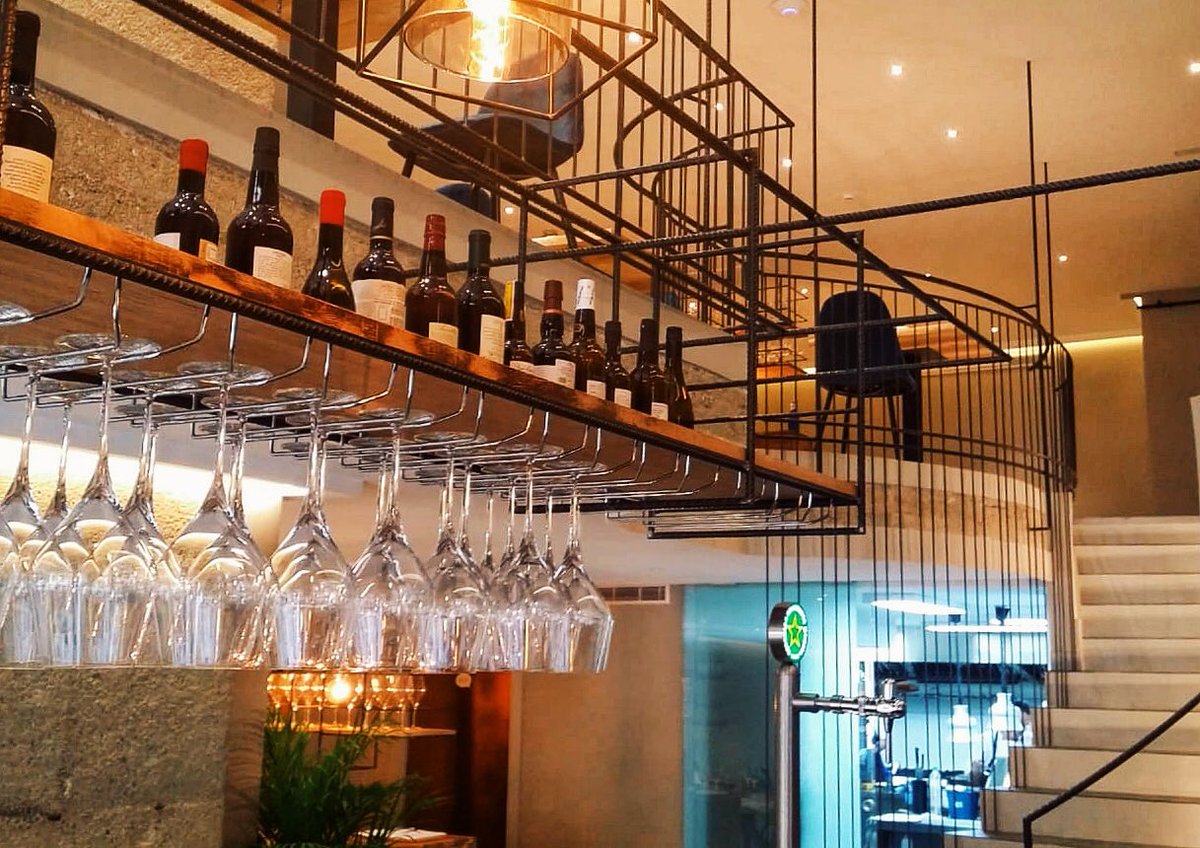 frihostel's tweet photo. ¡Frihostel te anima sentirte como un rey en el nuevo restaurante Almamater!

Restaurante Almamater : Del prestigioso joven cocinero murciano murciano Juan Guillamón Carrasco, de 30 años,  cocinero del embajador británico en España

¿Te lo vas a perder?! https://t.co/nPCLEZdRqT