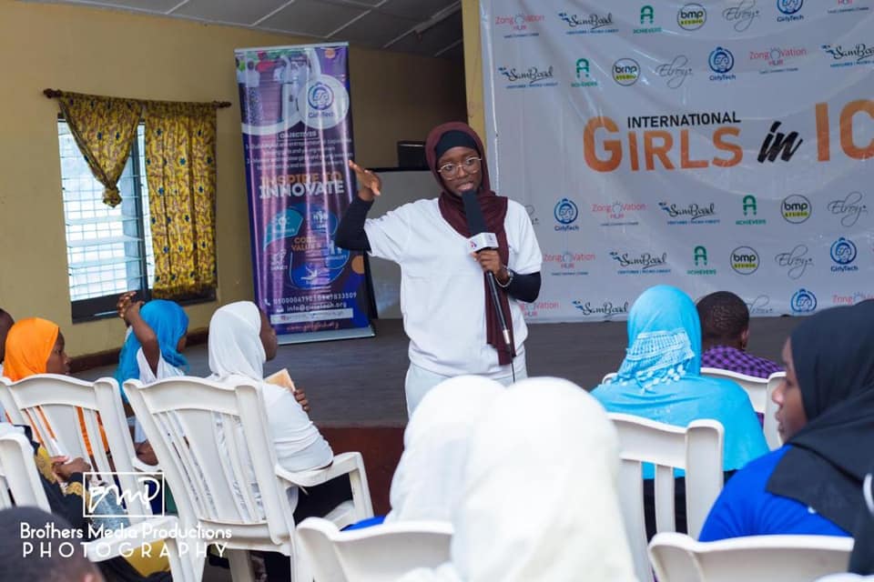 ZongoVationHub's tweet photo. #Girls and #YoungWomen will also decide the #Future of the #ZongoCommunities and the #World! @MustaphaHamid @LopezEkra @DAcconciaEU @GermanAmbGhana @USEmbassyGhana @EuropeInGhana @UNFPAGHANA @UNDPGhana @UNDP4Youth @MahmoudJajah
#GirlsInICT #ZongoWomenInTech #GirlyTech #Zongo https://t.co/bhaChTpp2f