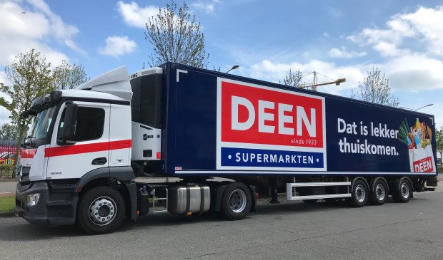 Deenintroduceert nieuwe slogan en komt op TV HOORN Deen Supermarkten is een bijzondere supermarkt, met van oudsher een sterke binding met haar klanten. Een supermarkt waar de medewerkers, de producten en de sfeer in de... twib.in/l/nX7zj4kAXyeL via <a href="/WestfriesWB/">WestfriesWeekblad.nl</a>