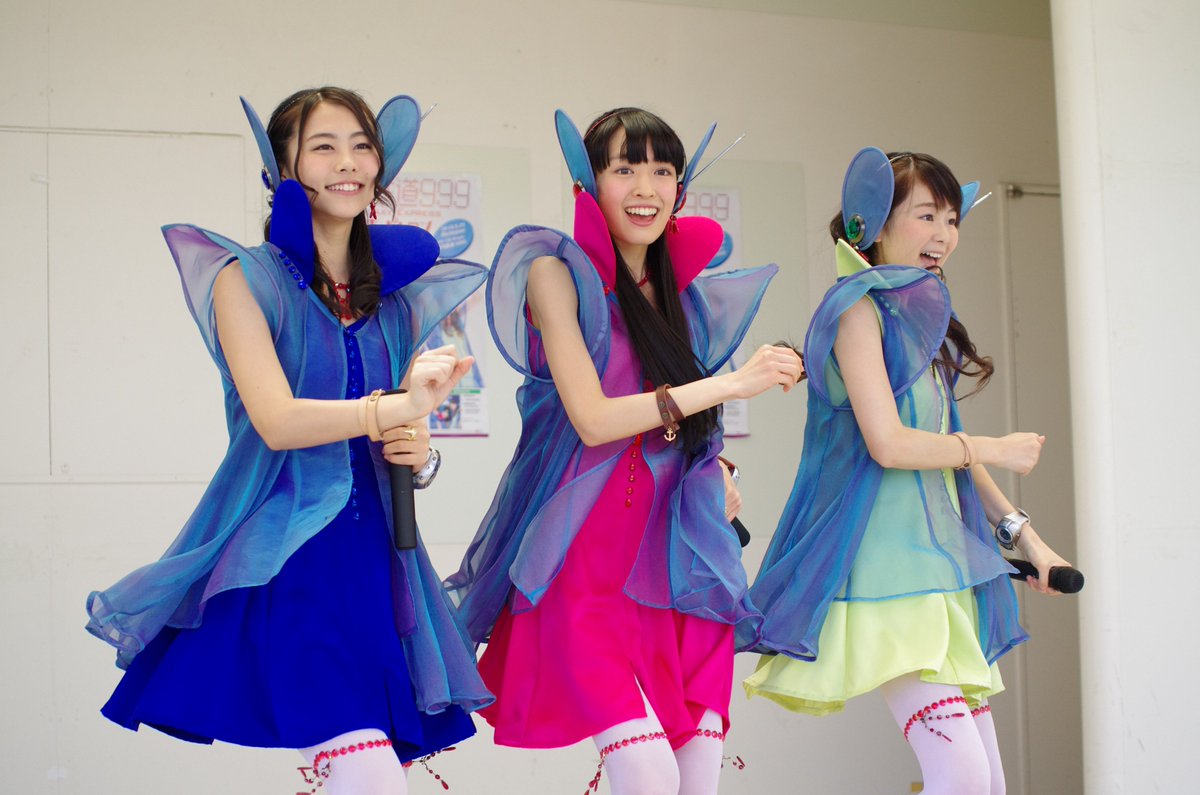 HstSatohiro's tweet photo. なんか写真見返してると泣ける。
たくさん、いろんな事あったな。

関東一円リリースイベント回ったり、山梨でキュピヲタみんなで遠征したり、福島いったり、台湾いったり、九州いったり。

人を応援するって大変だって思ったけど、それ以上に楽しかったんだ。

自分写真下手・・
#Cupitron
#思い出 https://t.co/pTxwbK5pdy