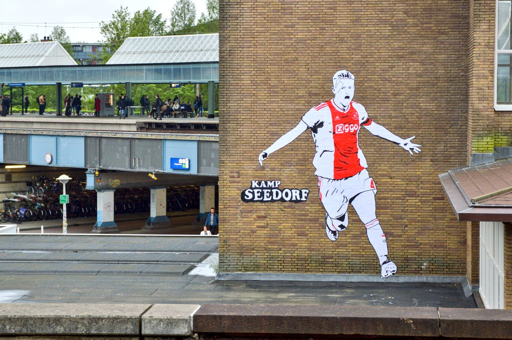 💪Muiderpoortstation TAKEOVER #MATCHDAAAYYYYY