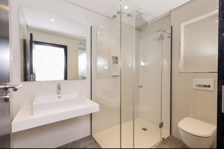 ApplebyReal's tweet image. FOR SALE
3 Bedroom Penthouse for sale in the CBD. A once in a lifetime opportunity to own this stunning apartment awaits you. Call 3900990 or e-mail info@applebys.co.bw. #applebys #realestate #penthouseapartment #iTowers #skyapartments #gaborone #botswana