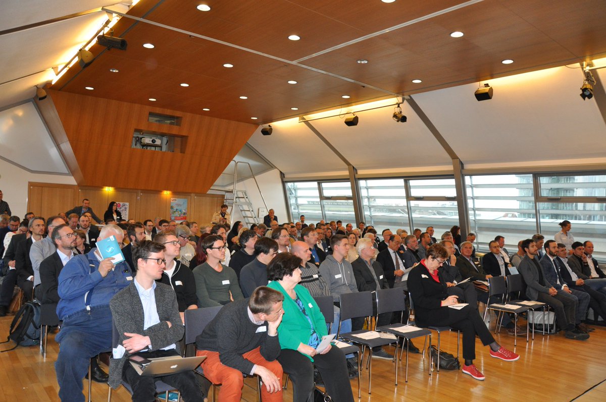 klimafonds's tweet photo. Vielen Dank nochmals an alle Teilnehmer des gestrigen #ScienceBrunch - #ZeroEmissionMobility! Unter ▶️https://t.co/FGGR19X3ZY finden Sie die Präsentationen, sowie eine informative Broschüre mit den wichtigsten Erkenntnissen aus den vorgestellten Projekten! #emobility #mission2030 https://t.co/DRebP9vx6U