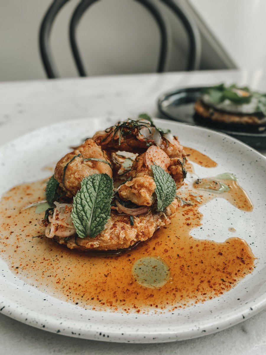 3sanbkk's tweet photo. Laab wing,Chilli,Mint,Cilatro,Lime leaf,Shallot For reservation: 062-909-2404
#3san #3sanbkk
#foodporn #foodphotography #yummy #foodie #foodphoto 
#brunch #dinner #sukhumvit #expatsinbangkok #expatsinthailand
#documentary #streetphoto #travelaroundtheworld #photooftheday https://t.co/yVm2YRd3vO