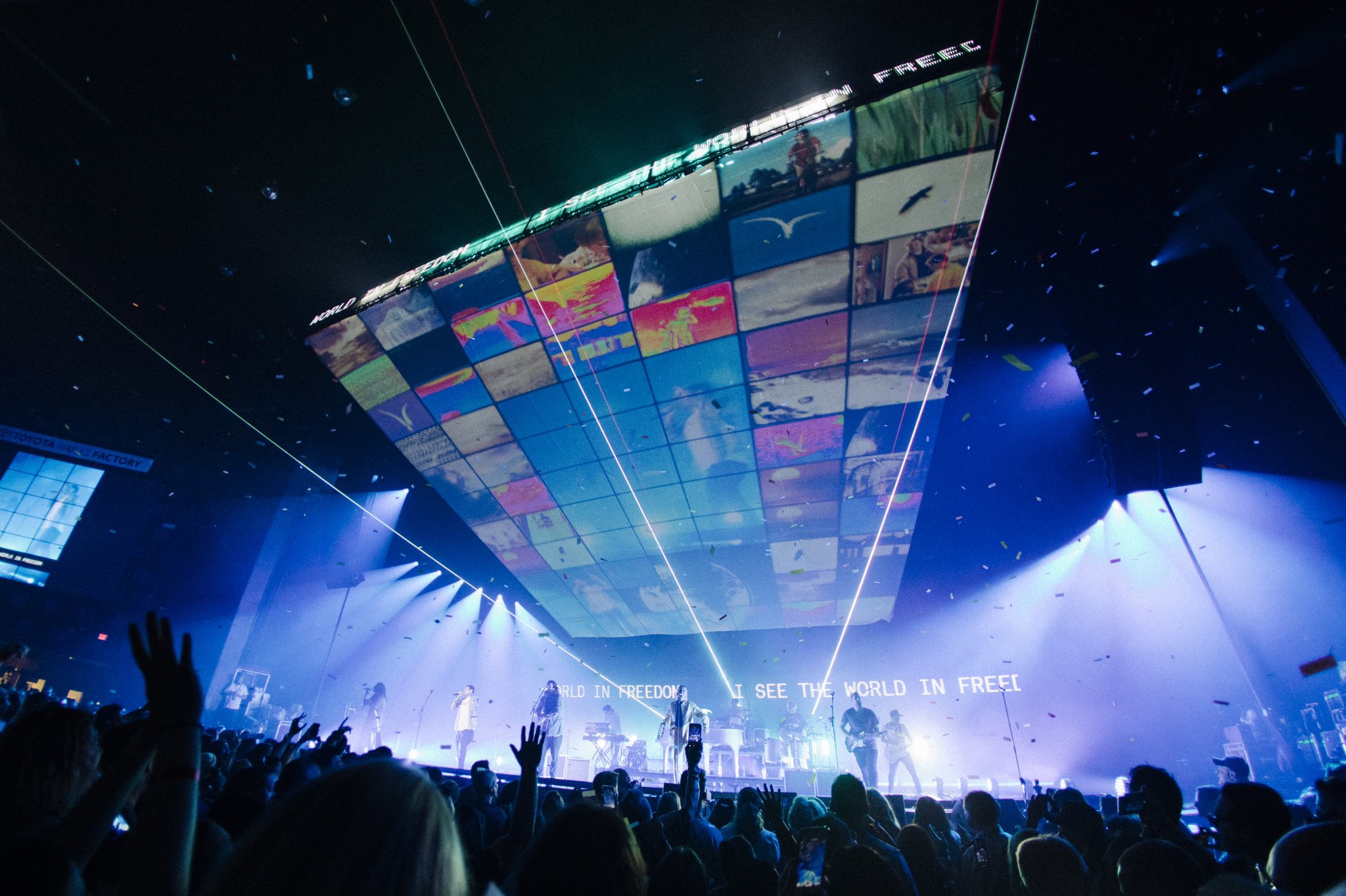Hillsong UNITED on Twitter "The People Tour — Dallas, TX https//t.co