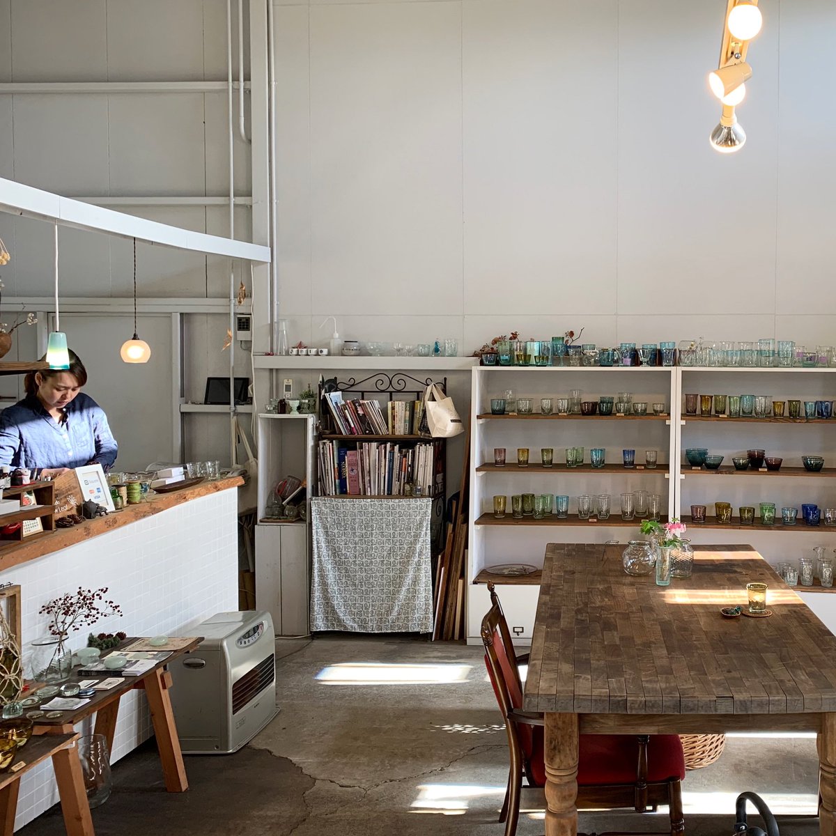 ometime00's tweet photo. during OME FESTIVAL on May 2 and 3, we open local souvenir shop.

EVENT no.3: glass studio rainbow leaf shop

We introduce a craftwoman AIKO HIRAIWA and her works.  She uses recycled glass, rebirth new daily glassware with a traditional glass technique. You can buy her products. https://t.co/VlOBbIAKhr
