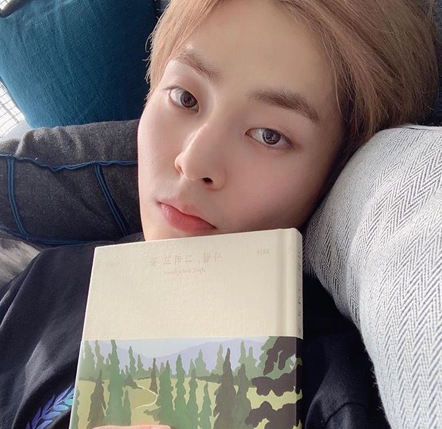 EXOGlobal's tweet photo. [OFFICIAL] 190430 #XIUMIN Instagram Update
https://t.co/qFNQJ4OSBz

#BBMAsTopSocial EXO @weareoneEXO https://t.co/7T7FvOyOJO