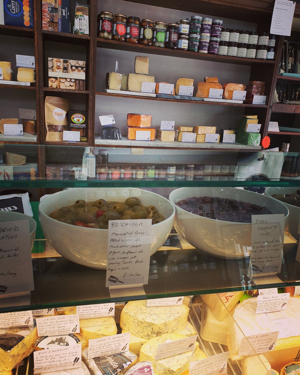 Just bought the cheese for tonight's launch! 🧀👍

Thank you <a href="/1Thecheeseboard/">The Cheeseboard</a> 👍
