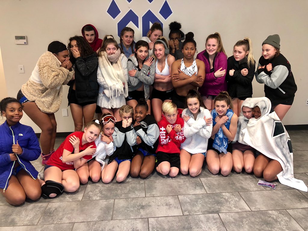 Starting off #summit2019 week reaching the peak at last nights practice.#bcab #byegirl ⛰💙🖤