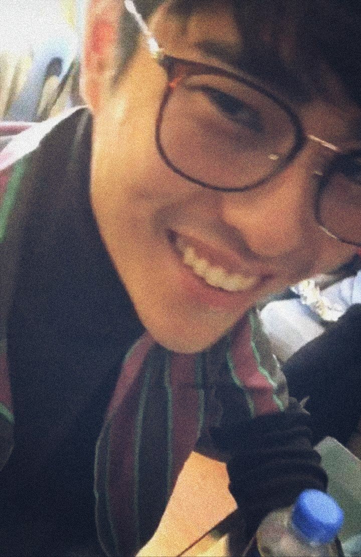 Yakisobasquad1's tweet photo. Mahal na mahal talaga kita @fumfumfum3 https://t.co/5Q0B1RgBJd