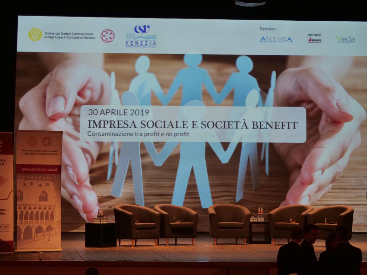 comunevenezia's tweet photo. #Convegni #TerzoSettore 🤝

Al @TeatroToniolo di #Mestre il convegno "Impresa sociale e società benefit. Contaminazione tra profit e no profit", promosso dall’ @ODCEC_Venezia e dal Coordinamento delle associazioni di volontariato della @CMVenezia – @CSV_Venezia https://t.co/y8bQcZ1fLQ