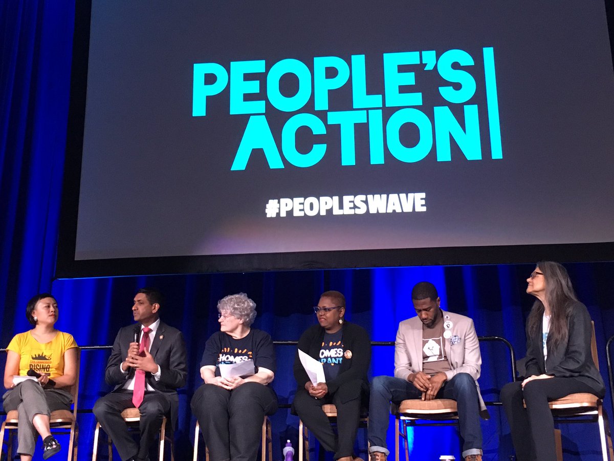 studentactionus's tweet photo. Celi from @SF_Rising spoke with @RoKhanna about #freecollege4all at the #peoplewave. Thank you Rep Khanna for committing to partner with us on winning free college for all in California! https://t.co/AdEuMXJ736