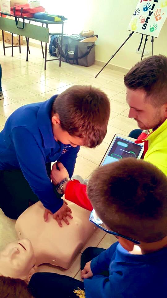 AlbanianCouncil's tweet photo. KIDS SAVE LIVES for the first time in Albania 🇦🇱 . We are trying to bring European Model in our country.
Thanks to : @Kids_SaveLives @ERC_resus @ResusCloud https://t.co/MaR5FlkE9x