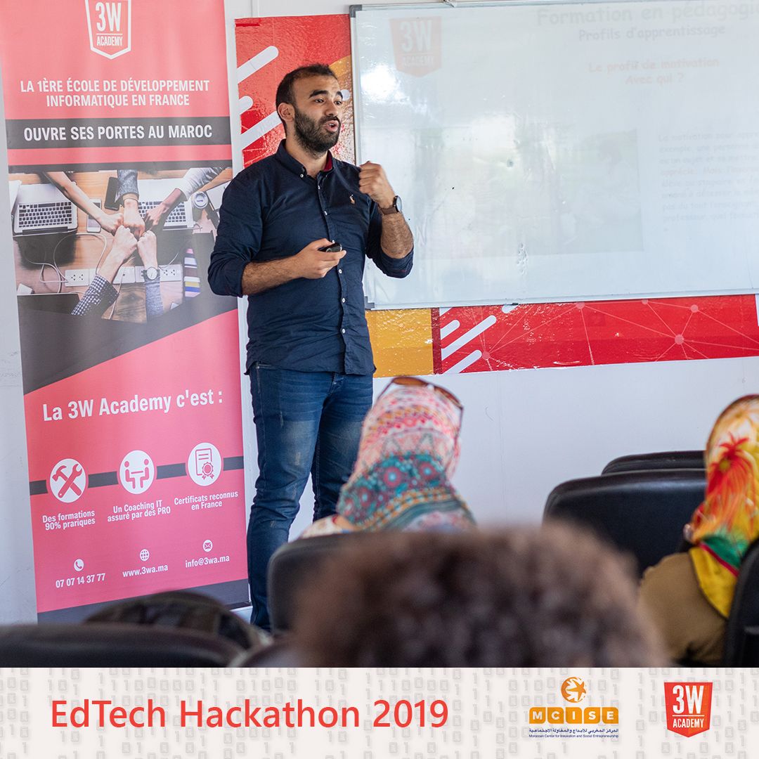 3WAcademyMaroc's tweet photo. #EdTechHackathon19
Les participants ont assisté à des Micro-training animés par nos mentors :

➡️ Yassine Ettayal, Co-Founder &amp; Managing Director, Educall
➡️ Sophia El Bahja, Co-Founder, NoBoxLab
➡️ Youssef El Boujamaoui, Founder &amp; CEO, Med You In https://t.co/yE3HUss5Dz