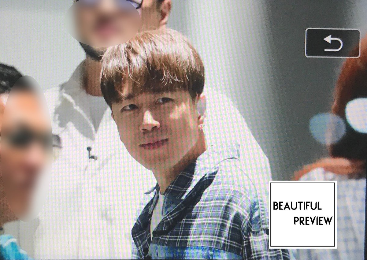 beautifuljsw's tweet photo. 190430 스테이지k 중출 preview
#장수원 #JangSuwon #젝스키스 #SECHSKIES #젝키 https://t.co/5MYByL4FU1