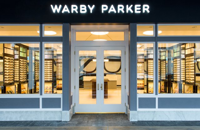 kizerandbender's tweet photo. What Traditional Retailers Can Learn From the ‘Click-to-Brick’ Movement https://t.co/CJzuA6X2pV #traditional #retailers #clicktobrick #kizerandbender https://t.co/gkcfEz7bpz