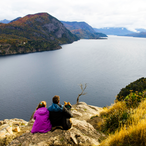 neuquentur's tweet photo. #BuenMartes Damos un paseo por San Martín de los Andes? Mirá que lindo es!! 😍 El destino ideal para unos días de relax y desconexión! 😉 https://t.co/c8NZBxS2w5
#DaleColor a tu viaje y visitá Neuquén! https://t.co/EgNEpj78mY