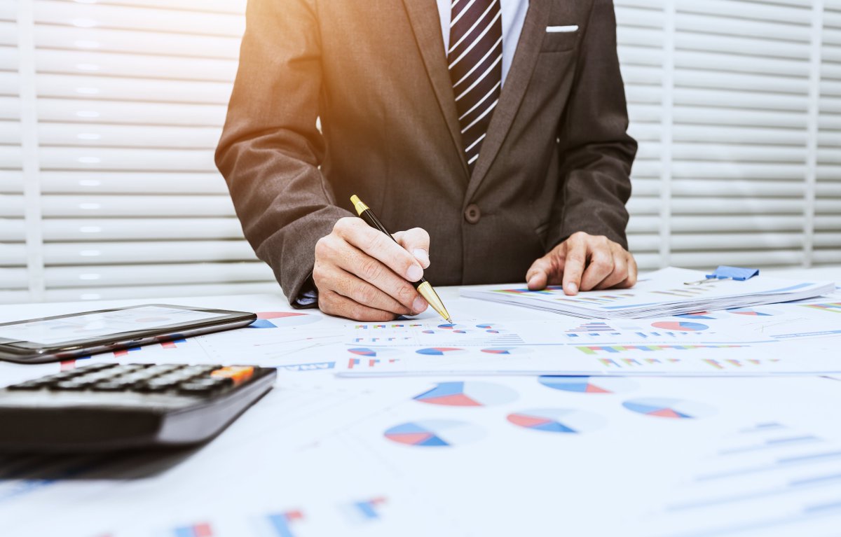 MAcc_OU_'s tweet image. Earning your master's degree can open up a variety of new career paths. Learn more today: bit.ly/2HX1XuH