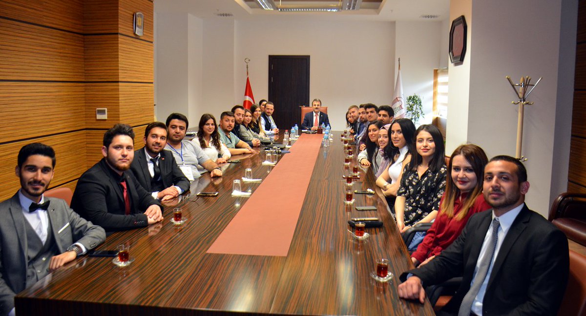 karatekinUni's tweet photo. Üniversitemiz @cakukaryon ve Muğla Sıtkı Koçman Üniversitesi Kariyer Topluluğu’nun ortak girişimi olarak kurulan Kariyer ve Girişimcilik Platformu (KAGİP) 1. Kariyer ve Girişimcilik Zirvesi @muglabelediye sponsorluğu ve @muglaedutr  ev sahipliğinde Muğla'da gerçekleştirildi. https://t.co/44HnBWrc2G