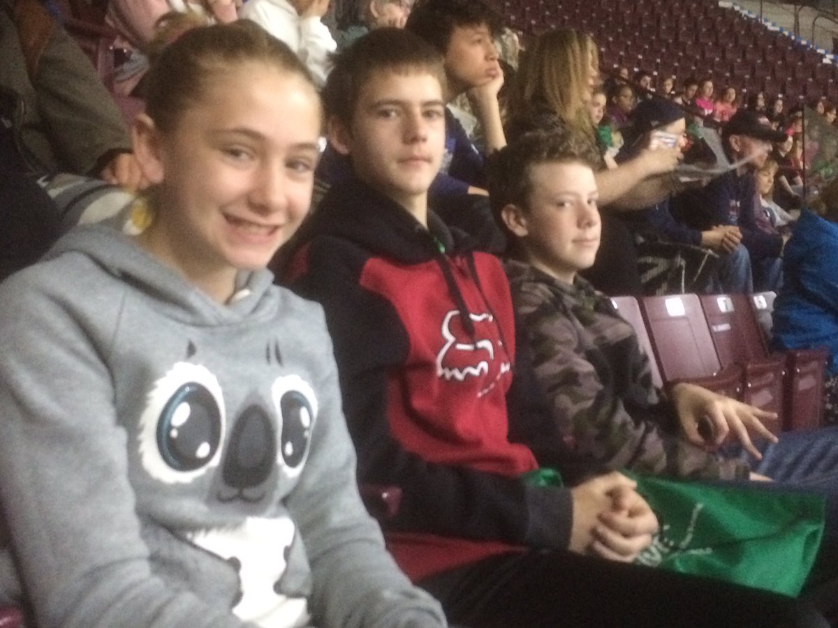 lindaschrade1's tweet photo. GNPS ready and waiting for #STRIVE2019 @GECDSB #GECDSBSTRIVE https://t.co/JKXL5rGArO