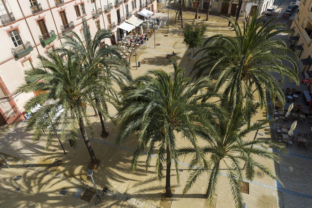 MapeiSpain's tweet photo. 🔵 Referencia de #Obra remodelación de Vara de Rey en #Ibiza. La presencia de #Mapei en esta obra es muy visible gracias a la elección del sistema #COLORPAVING #DaltVila #Pavimento #Urbanismo #Arquitectura #Hormigón #Construcción #AldayJover 👉 https://t.co/65LR9JwHcv https://t.co/QPYOrNsUOc