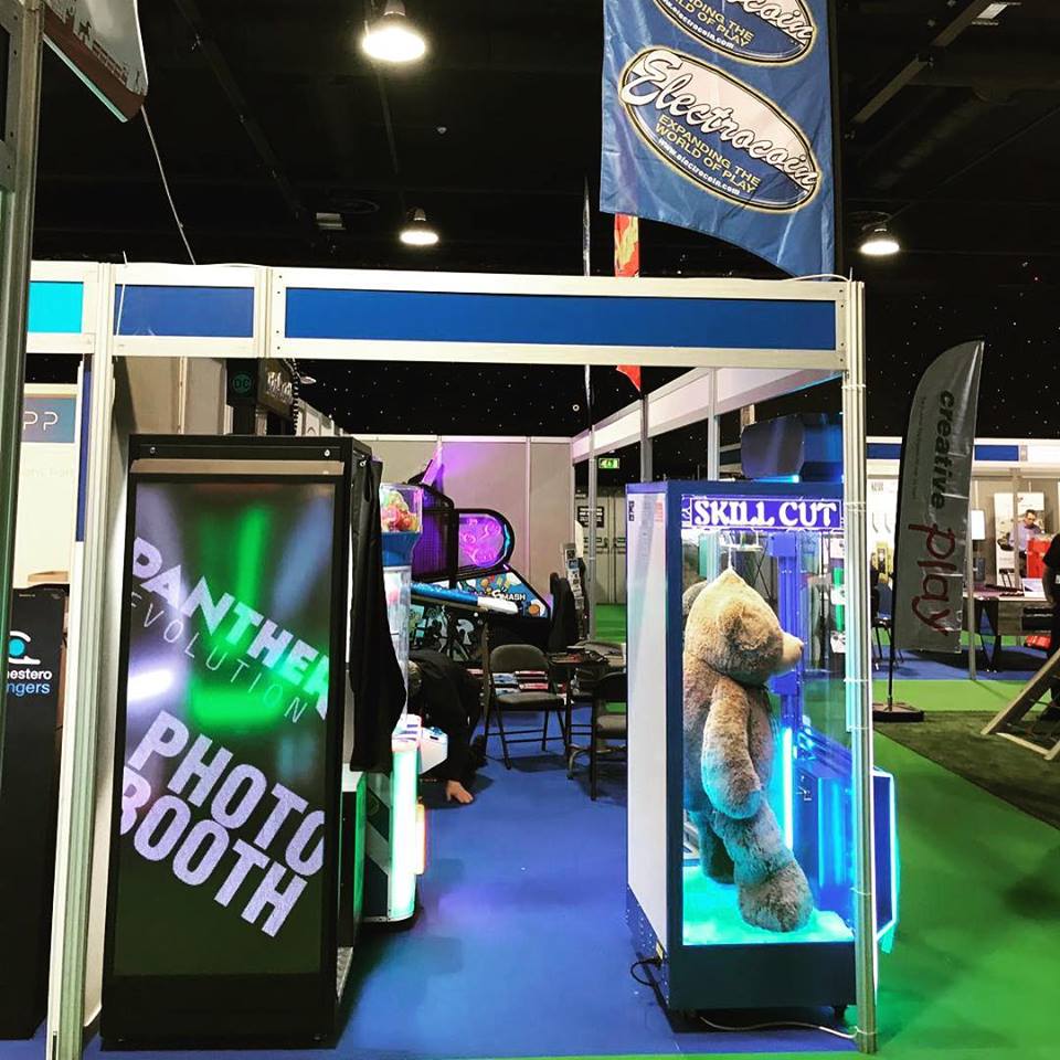 Photobooth_DC's tweet photo. Ready at InterFun Expo, come to Electrocoin’ stand, number #37.
#IFExpo19 #leeds #business #event #interfunexpo @electrocoin @InterFunExpo @InterGameLtd #photobooth #digitalcentre #ledphotobooth #ilovedcphotobooths https://t.co/ephwofmCnn