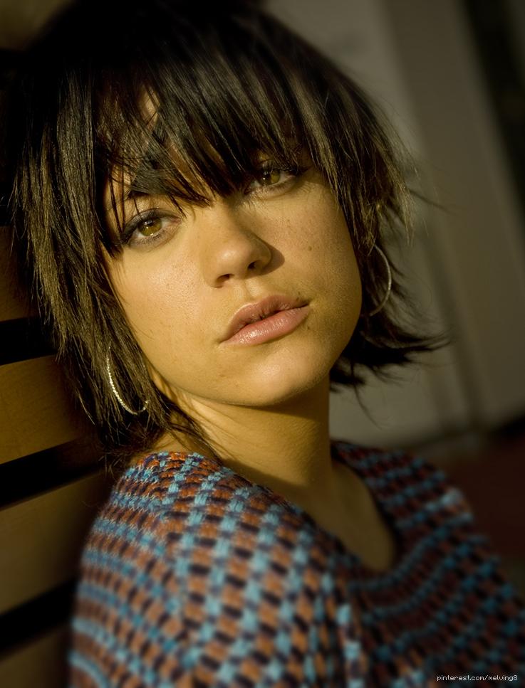 5 2  Happy birthday Lily Allen   