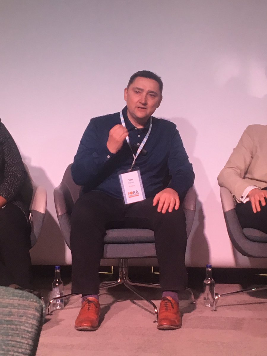 Tim Palmer talking about the new ‘unbossed’ culture at Novartis. That is a very bold word for an office industrial giant. Must be exciting. It’s an idea we adopt but it have no idea how you add it retrospectively. Impressive #HFSFORA