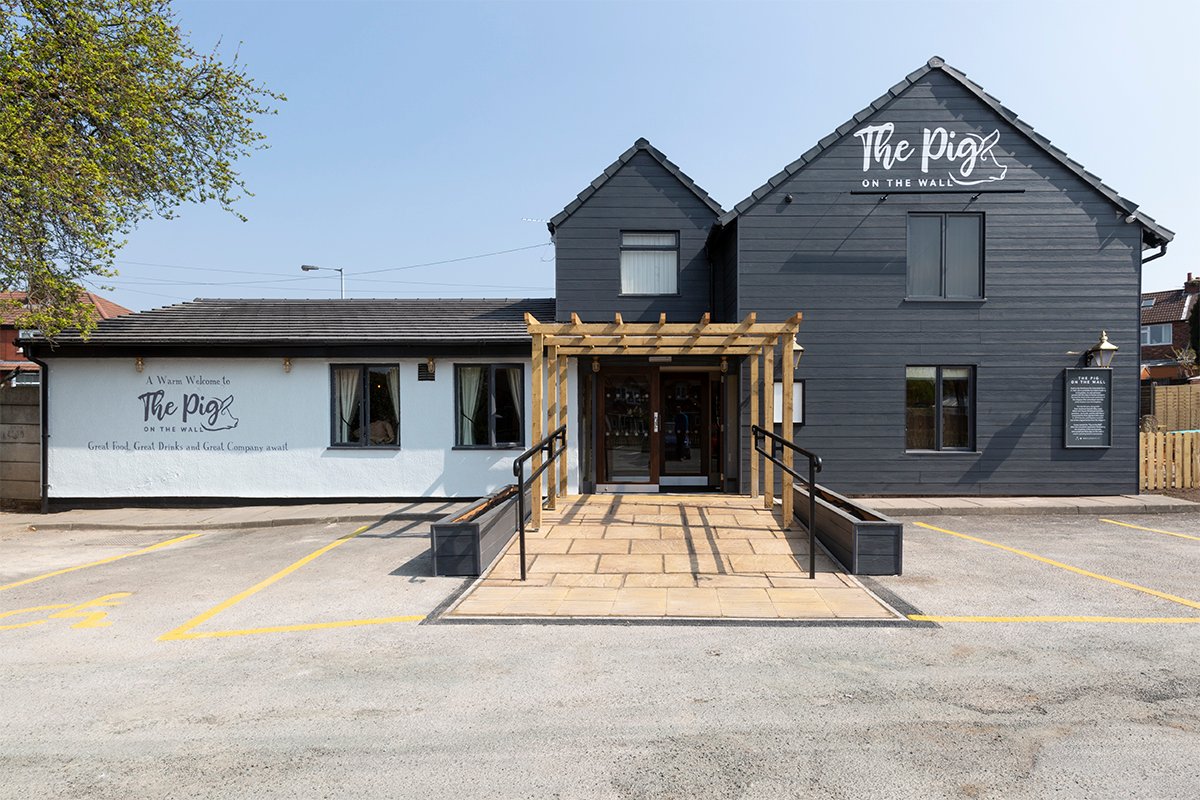 Want to know how we successfully delivered a family-friendly pub for Star Pubs &amp; Bars to the community of #Droylsden? Click to read the latest online article from Millson Interior Design and explore #ThePigOnTheWall 

millsongroup.co.uk/project/the-pi…