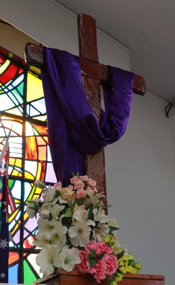 “I am the resurrection and the life. The one who believes in me will live, even though they die" John 11:25 <a href="/parramarist/">Parramatta Marist</a> celebrated the risen Christ at the Easter Liturgy. Thanks <a href="/vphunt/">Victor Hunt</a>