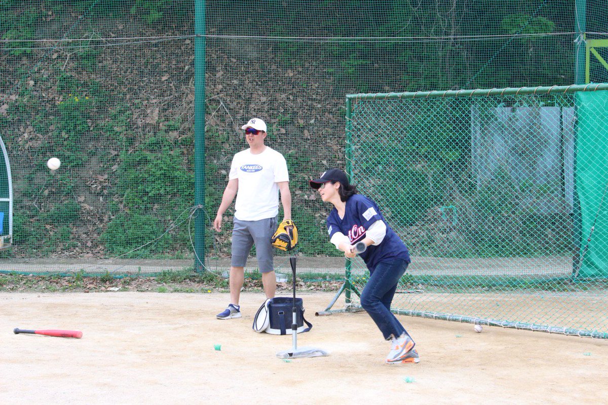 hansolwf's tweet image. 오늘은 #베스트원 서포터즈와 함께라서 더욱 즐거웠습니다.
#황덕균 감독님과 이형구 코치님 그리고 서포터즈의 지원으로 일취월장하고 있는 우리 베스트원 친구들을 기대하세요!