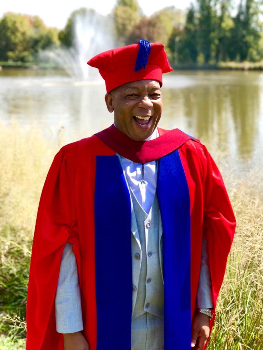 Kgosientsho_R's tweet photo. “The power of education extends beyond the development of skills we need for economic success. It can contribute to nation-building and reconciliation.”-Nelson Mandela ! #VoteANC8May2019 #ANCPhds https://t.co/1ijoT4q5S9