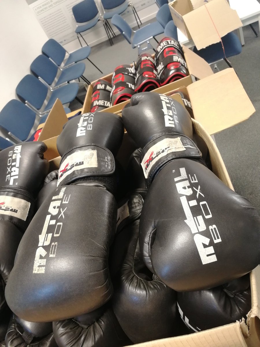 _CIRM's tweet image. #xcamp #mathc2+ #cordeesdelareussite #women #xtalents @Polytechnique @EducationFrance @Asso_Animath 🥊