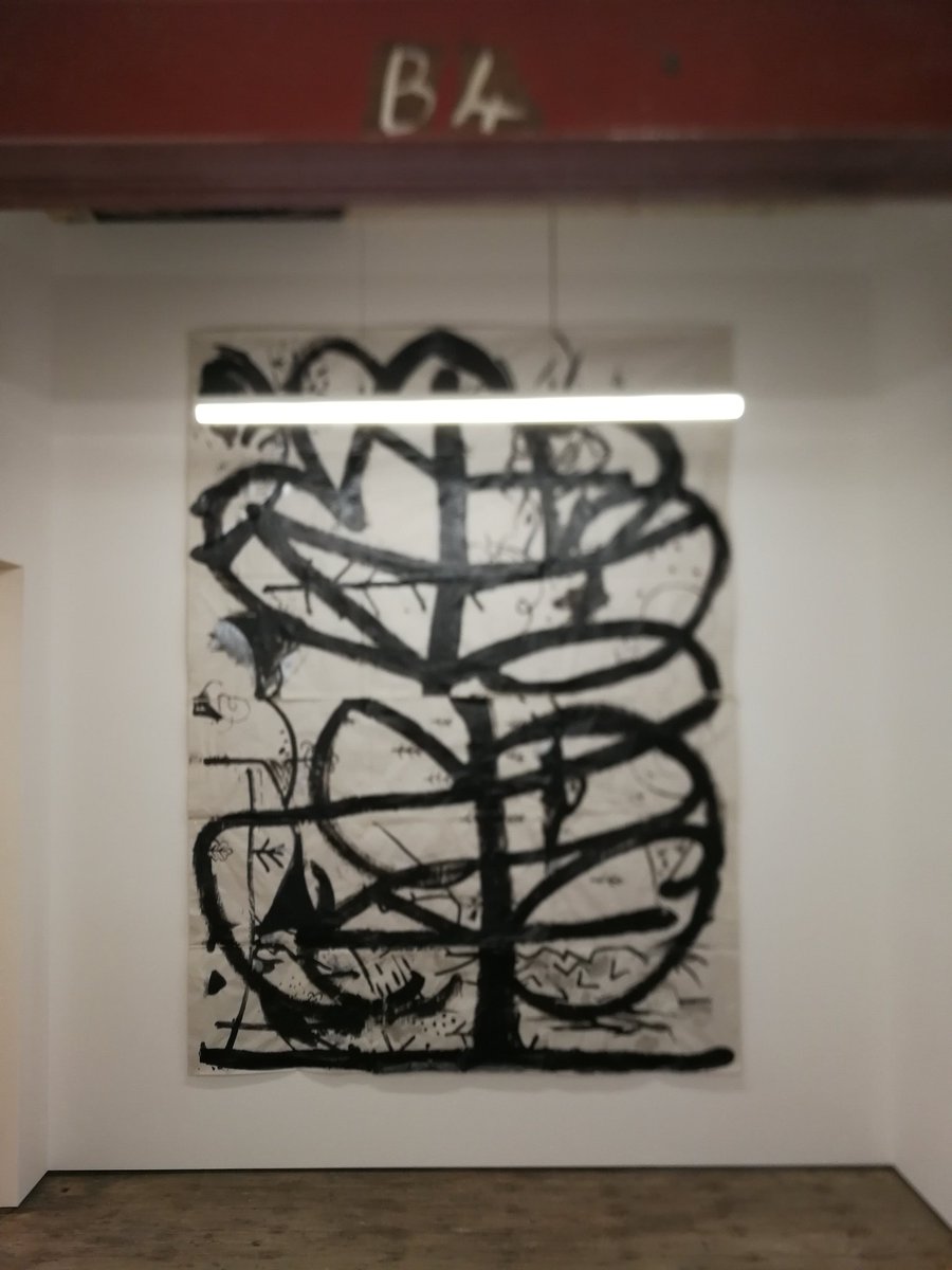pauldrurybradey's tweet photo. if you're in #Scarborough, the new Phil King (founder of @TurpsBananaMag) show at #ThreeWorks gallery is brill.
Dramatic and deceptive pictures. They are bold & brave paintings in a cool & contemporary space (2/6) https://t.co/c6g817ycE9