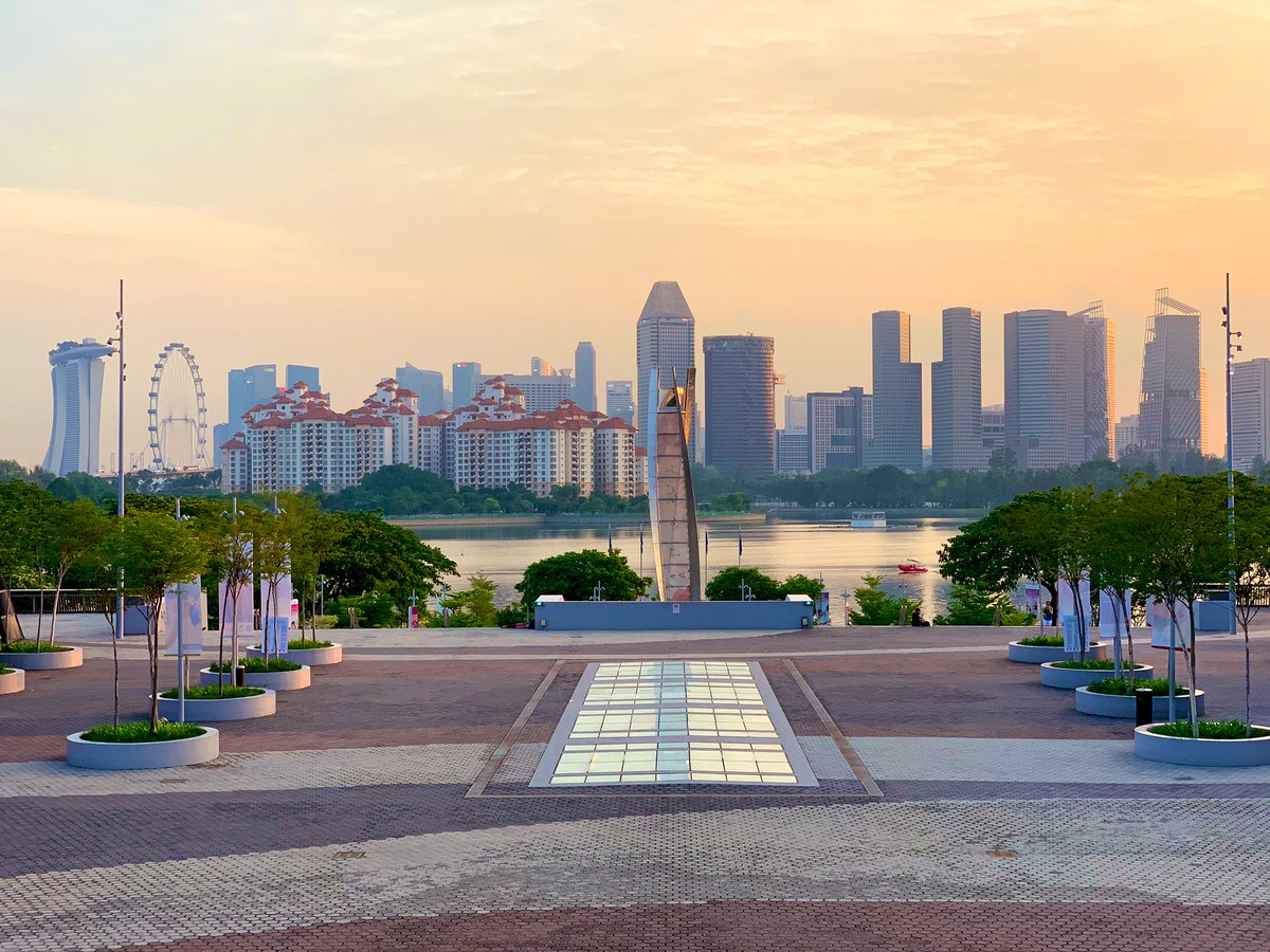 #goldenhour
#singaporeskyline