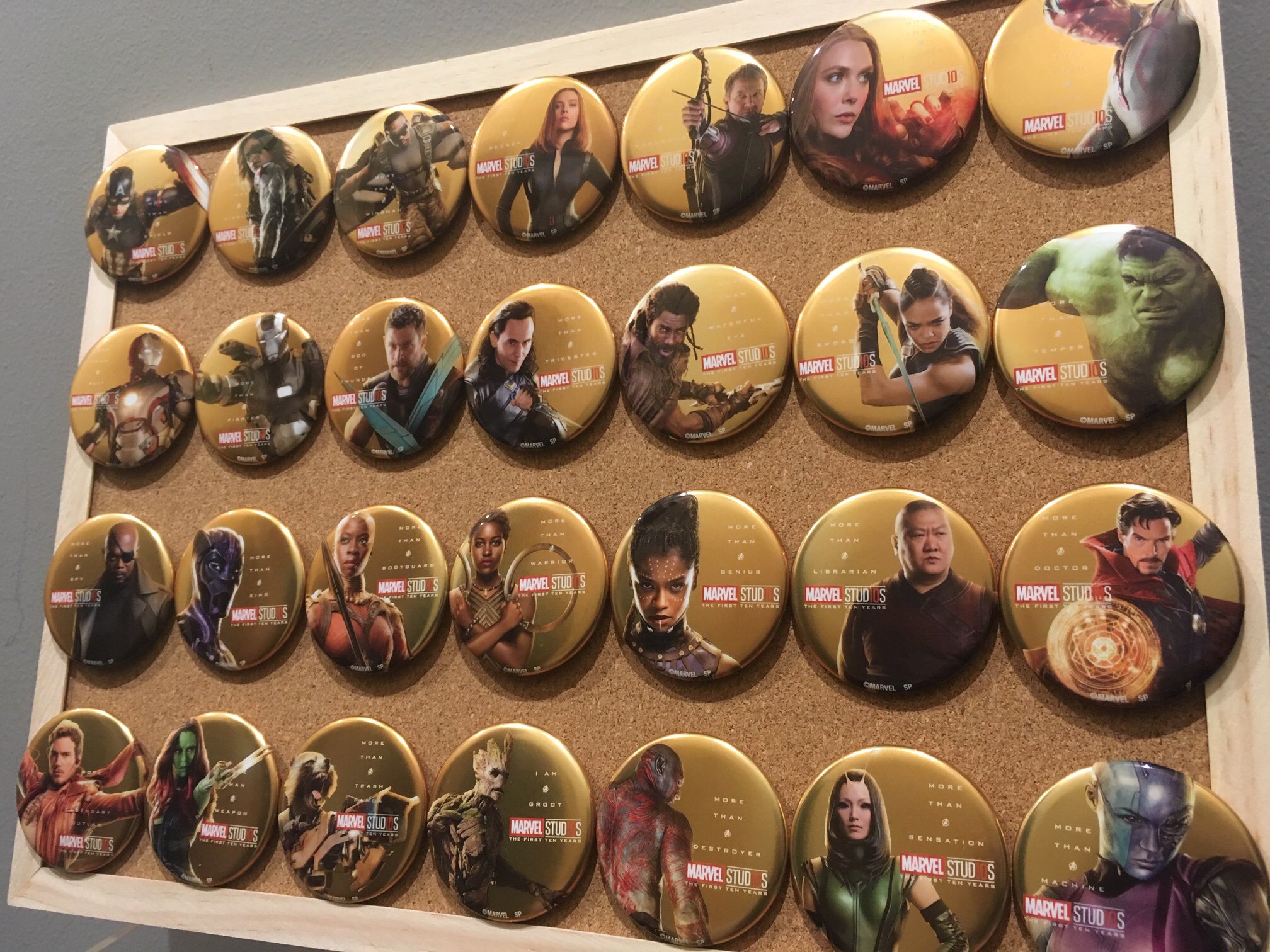 MARVEL STUDIOS FIRST TEN YEARS メタリック缶バッジ MARVEL STUDIOS FIRST TEN YEARSメタリック缶バッジ - メルカリ