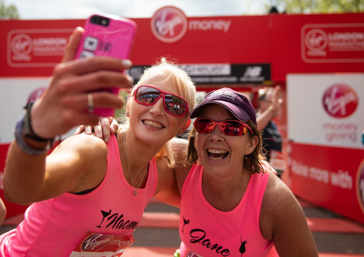 History was made on Sunday, with more people finishing the Virgin Money London Marathon than ever before! 👏🔥

An incredible 42,549 people crossed the finish line on The Mall - eclipsing 2018’s record of 40,273 by more than 2,000. 

#LondonMarathon #ThanksaBillion