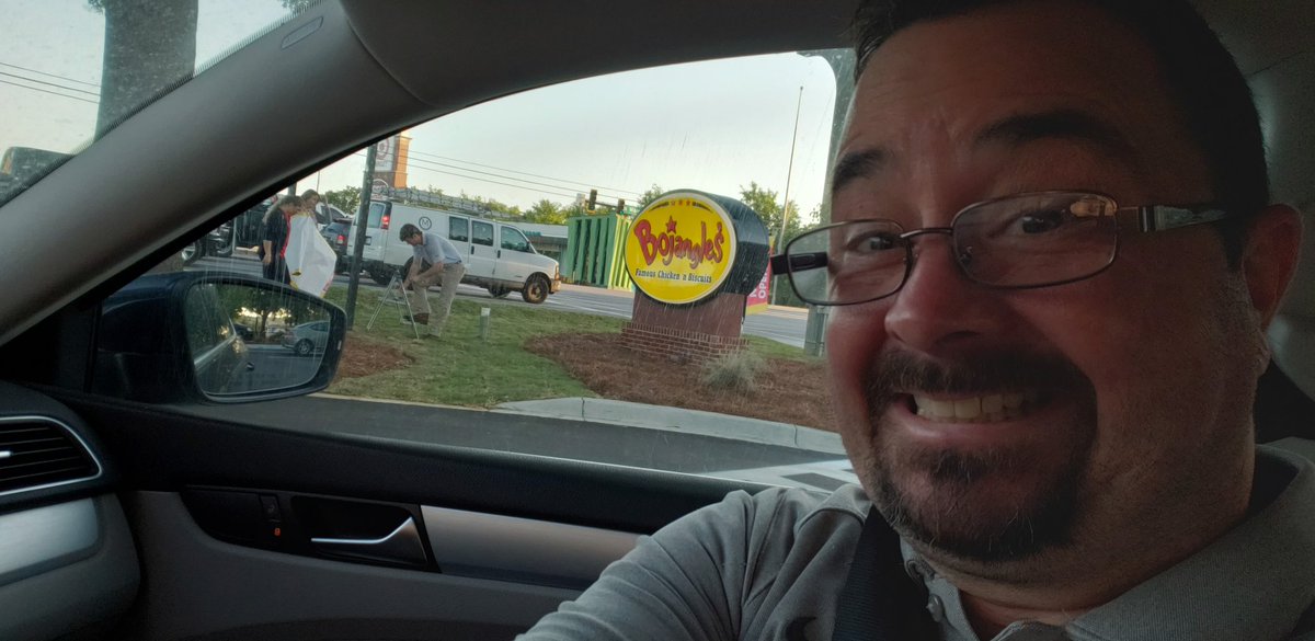 phillipsshannon's tweet image. #ItsBoTime at @HolyCityBo in @SummervilleSC!! We are so glad you're back! #CajunFilet #FinallyOpen @atrinder