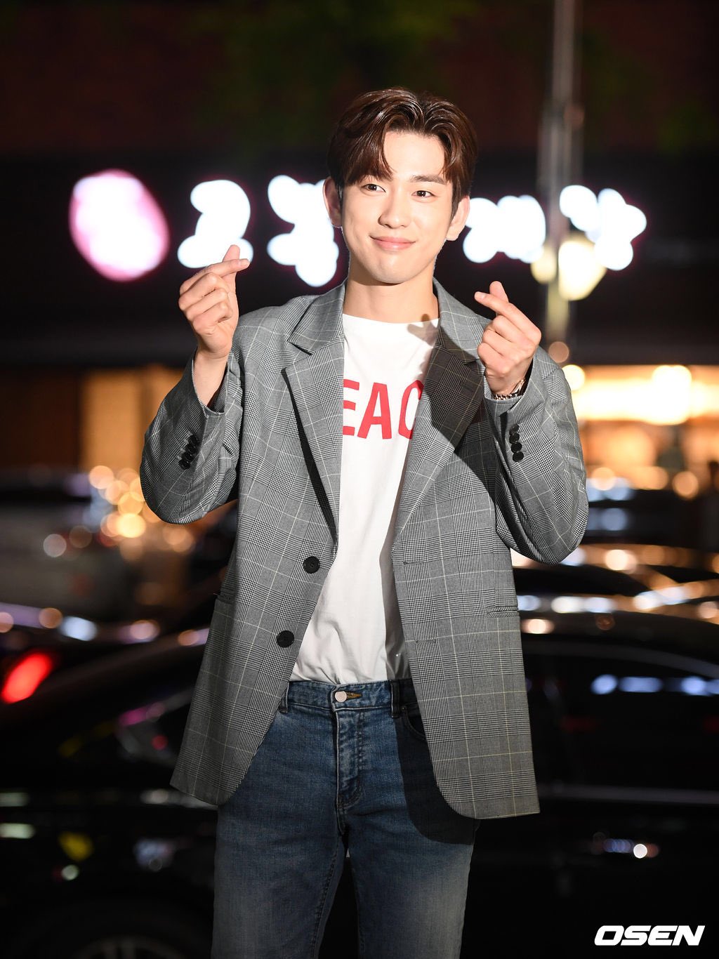 D5Ze3OFUcAA9eDP.jpg:orig