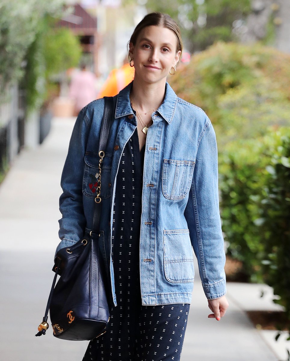 WhitneyPOnline's tweet photo. Whitney Port Out In Los Angeles - https://t.co/4kROrwwRIi @whitneyEVEport #WhitneyPort https://t.co/v9Jje4Kcd3