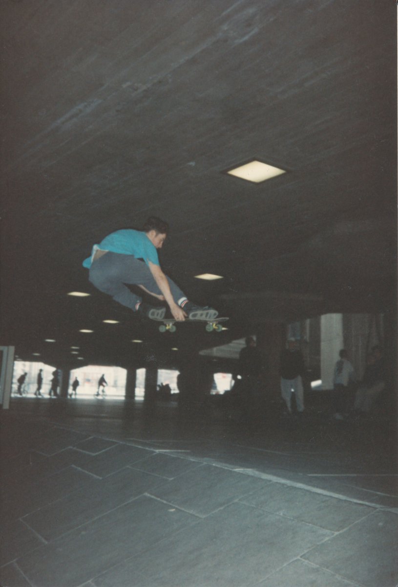 David Welfare sent in some rad photos he shot by the little banks from 1988-90, cheers Dave! Soon enough this view will be a reality again..✨ #unlocktheundercroft #longlivesouthbank
