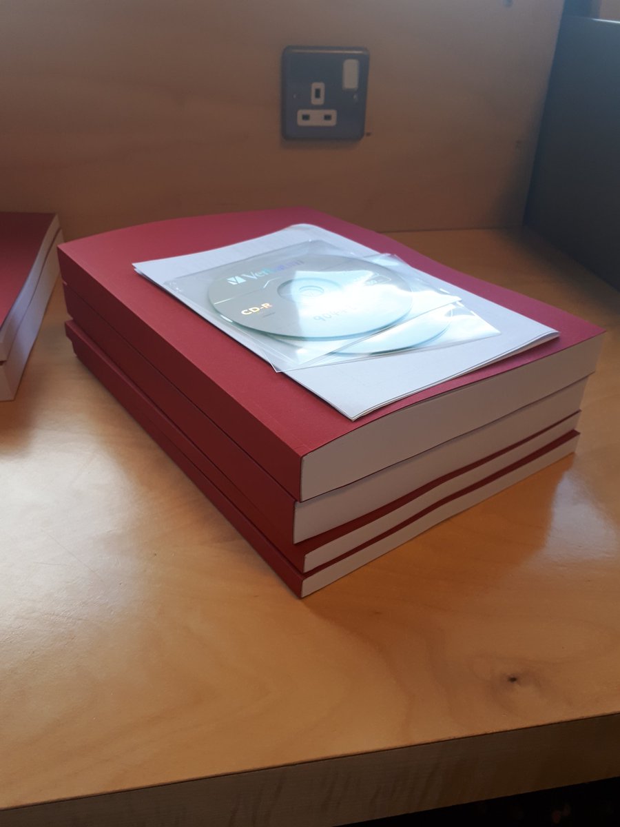 MiriamAnnaHay's tweet photo. Thesis submitted! https://t.co/GpSHd6xAuM