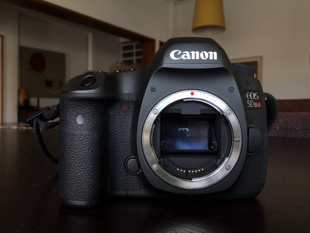 PetrosAgopian's tweet photo. Canon EOS 5DsR … €1.800 
–> https://t.co/LaCEDJfMQ5 
με περ. 10.000 κλικ , με τα κουτιά της 
#agoused #canon5dsr #canongear #used #usedcamera #canon #canoneos #Usedcanon #eos #canoncamera https://t.co/o4AsFnhxfp