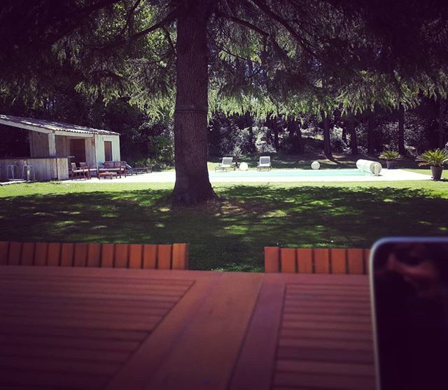 Bulldog_diary's tweet photo. Back to work but what an office. When you can mix work and friends. Just perfect.  #sun #timewithfriends #emagazinelifestyle #instalike #lifestyle #likeforfollow #magazine #tips #travel #art #food #wine #instagood #instamood #picoftheday #photooftheday #… https://t.co/HLoTtQPJky https://t.co/m4b8dFpRjs