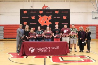 FairmontState's tweet photo. Yesterday President Dr. Mirta Martin went to @Webcohigh for College Decision Day. We are so excited to welcome these students to the #FalconFamily and cannot wait to welcome them home in August! @cfwv

#SoarFalcons #CollegeBoundWV https://t.co/ebpumiv13c