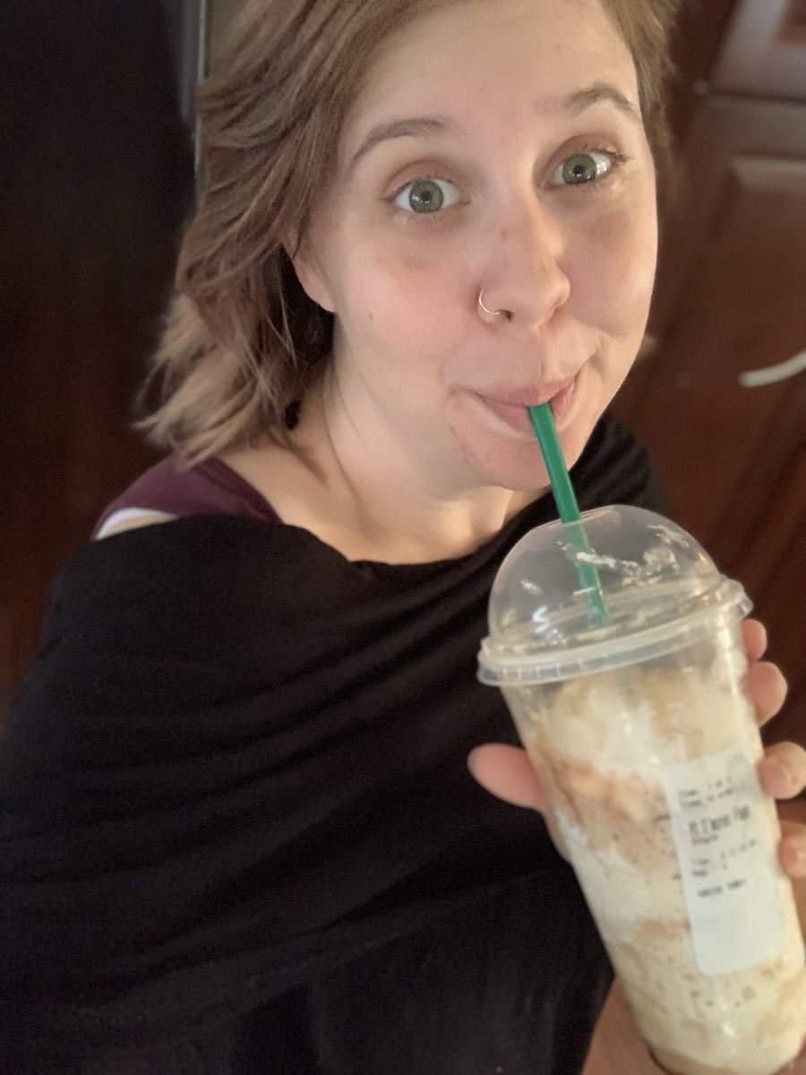 It’s BACK!!! S’mores...mmmmmmm. I don’t mind splurging on this. #starbucks #SmoresFrappuccino